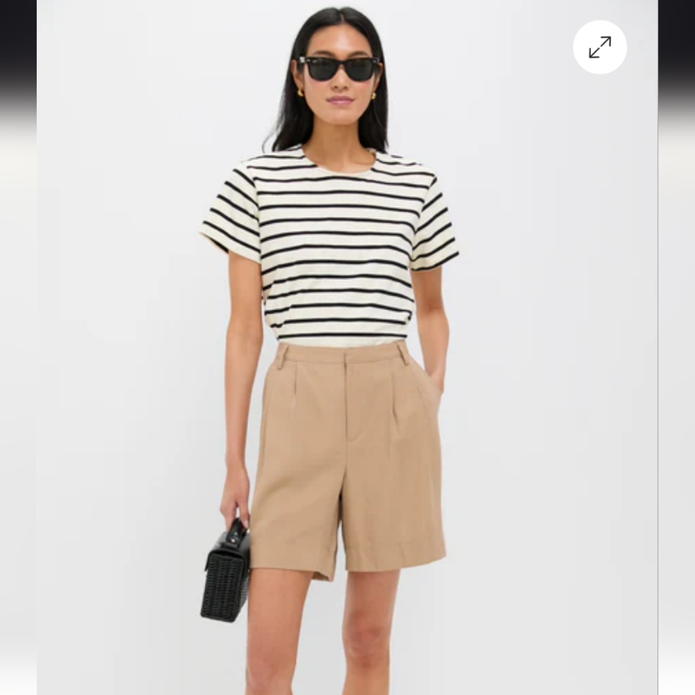 Tuckernuck Khaki Pleated Felix Shorts Size 8